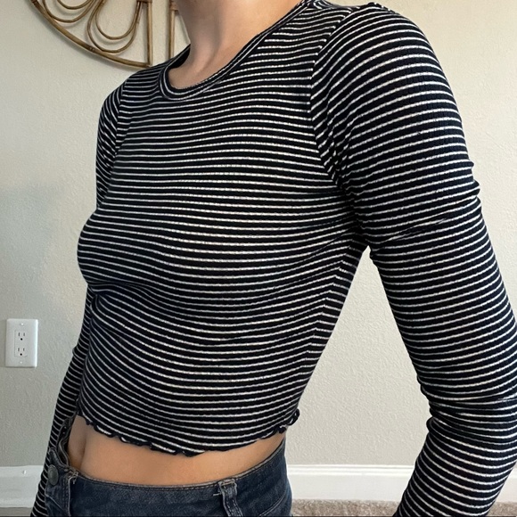 Navy Striped Long Sleeve - Picture 1 of 4